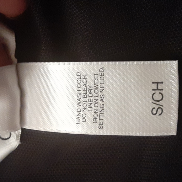 Black Negligee - Picture 10 of 12